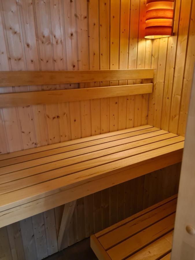 Haus Kustenbrise: Coastal Pet-friendly Retreat With Garden, Sauna, And Fireplace Holiday home Schweiburg